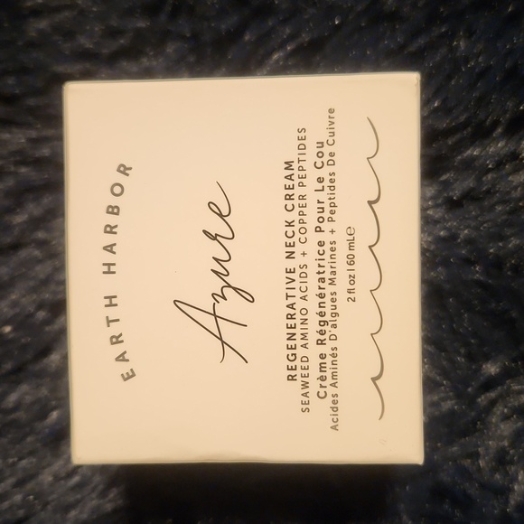 earth harbor Other - Earth Harbor Azure Regenerative Neck Cream